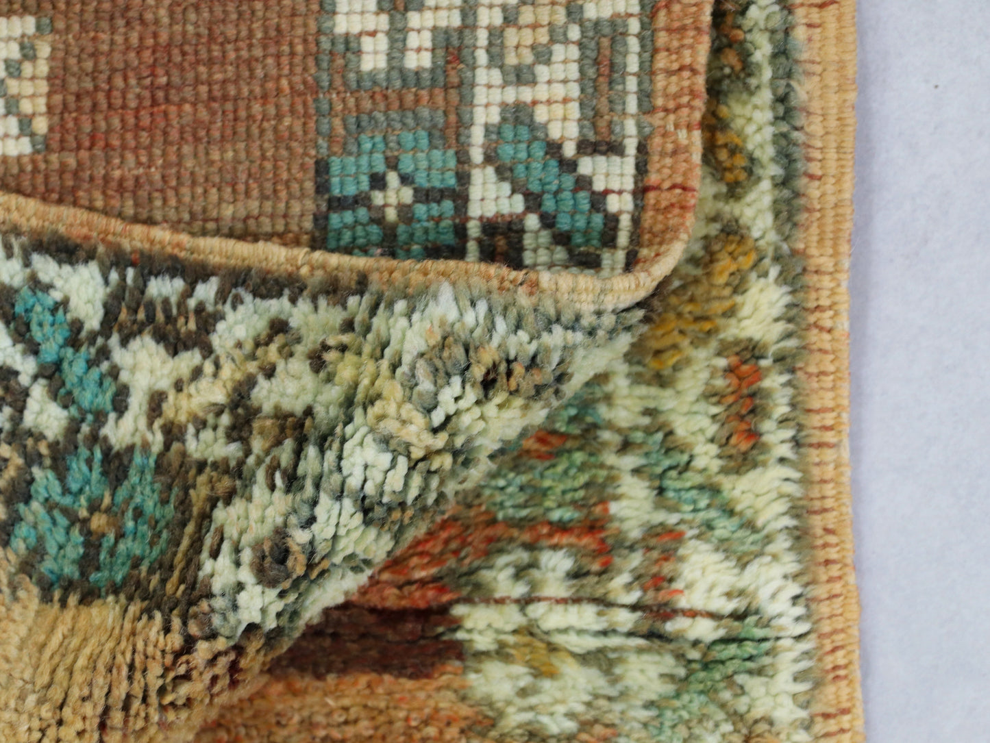 Unique Handmade Carpet 5x8 - Vinatge Moroccan Rug - C54