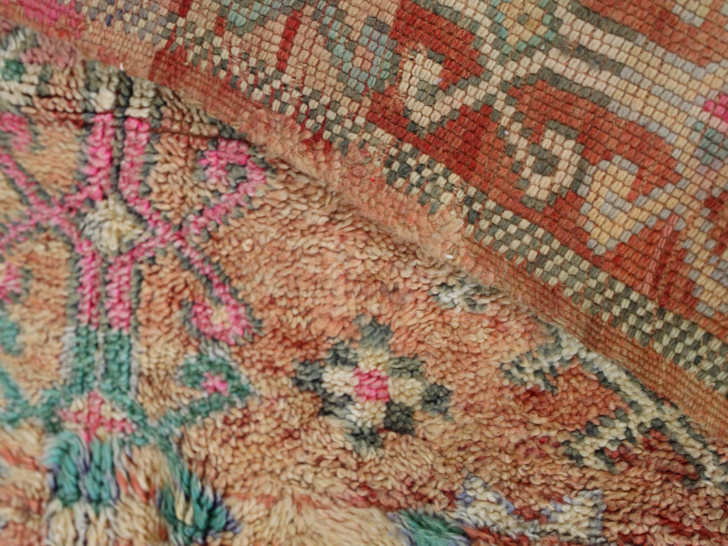 Vinatge Moroccan Rug 5x8 - C64