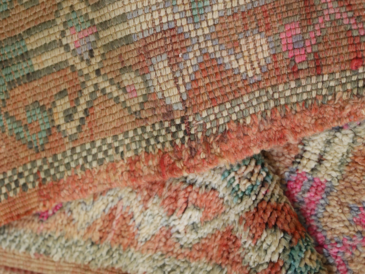 Vinatge Moroccan Rug 5x8 - C64