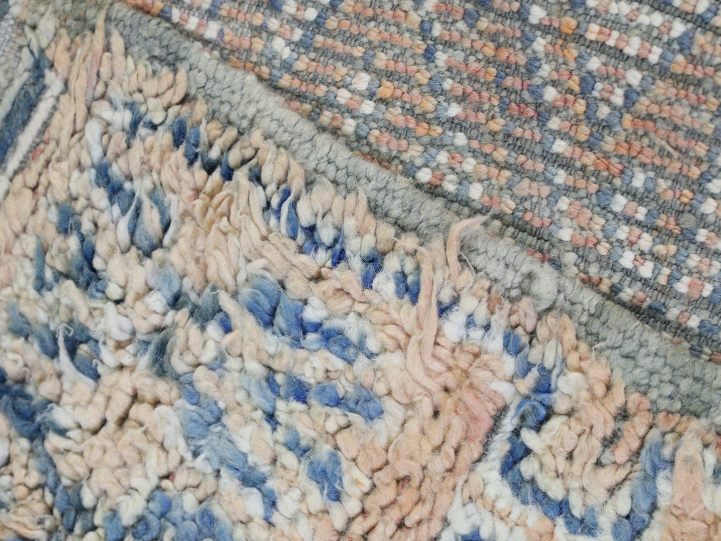 Vinatge Moroccan Rug 6x10 - C57