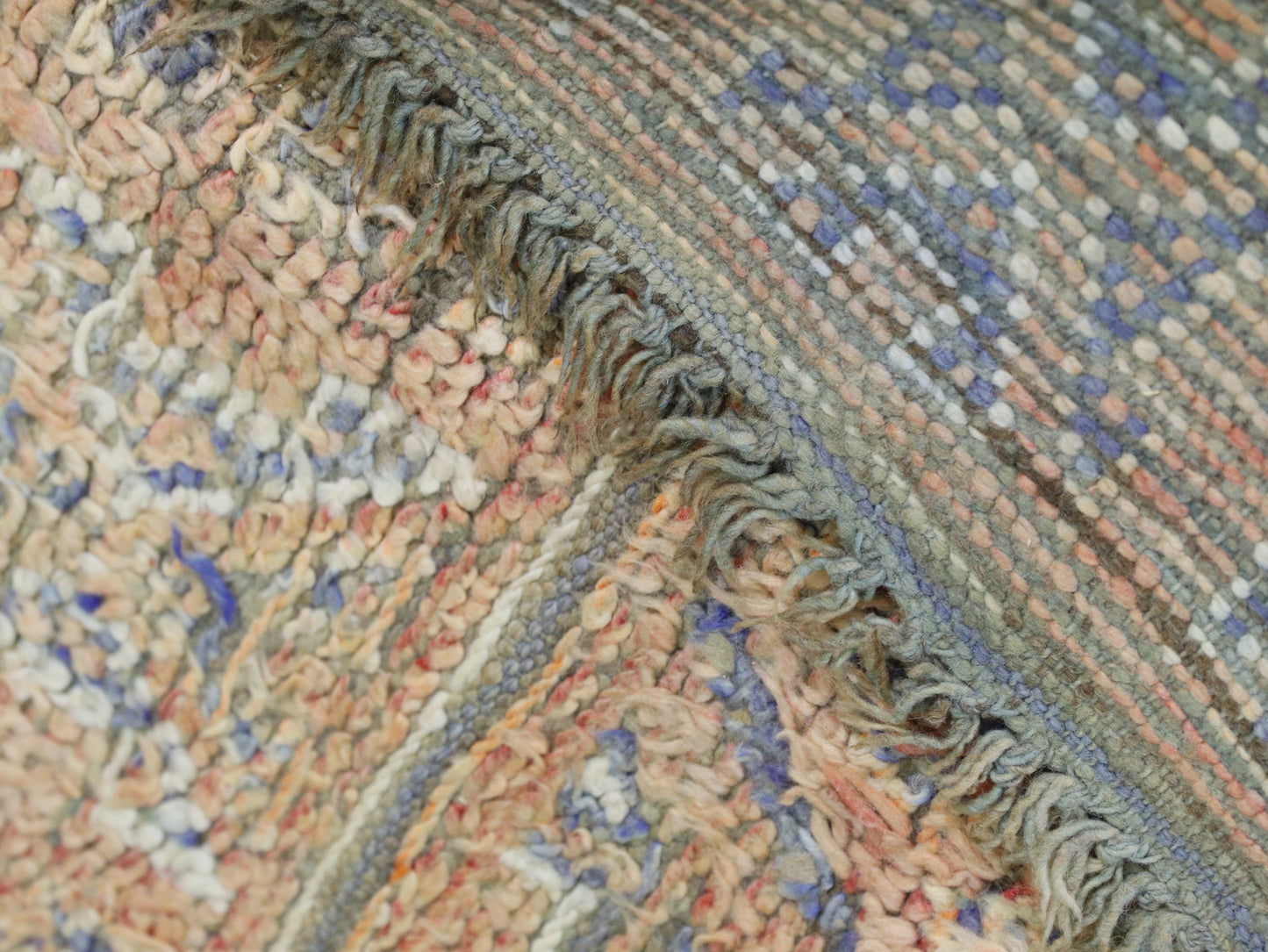 Vintage Moroccan Rug - Handwoven Wool Carpet 5x8 - C56
