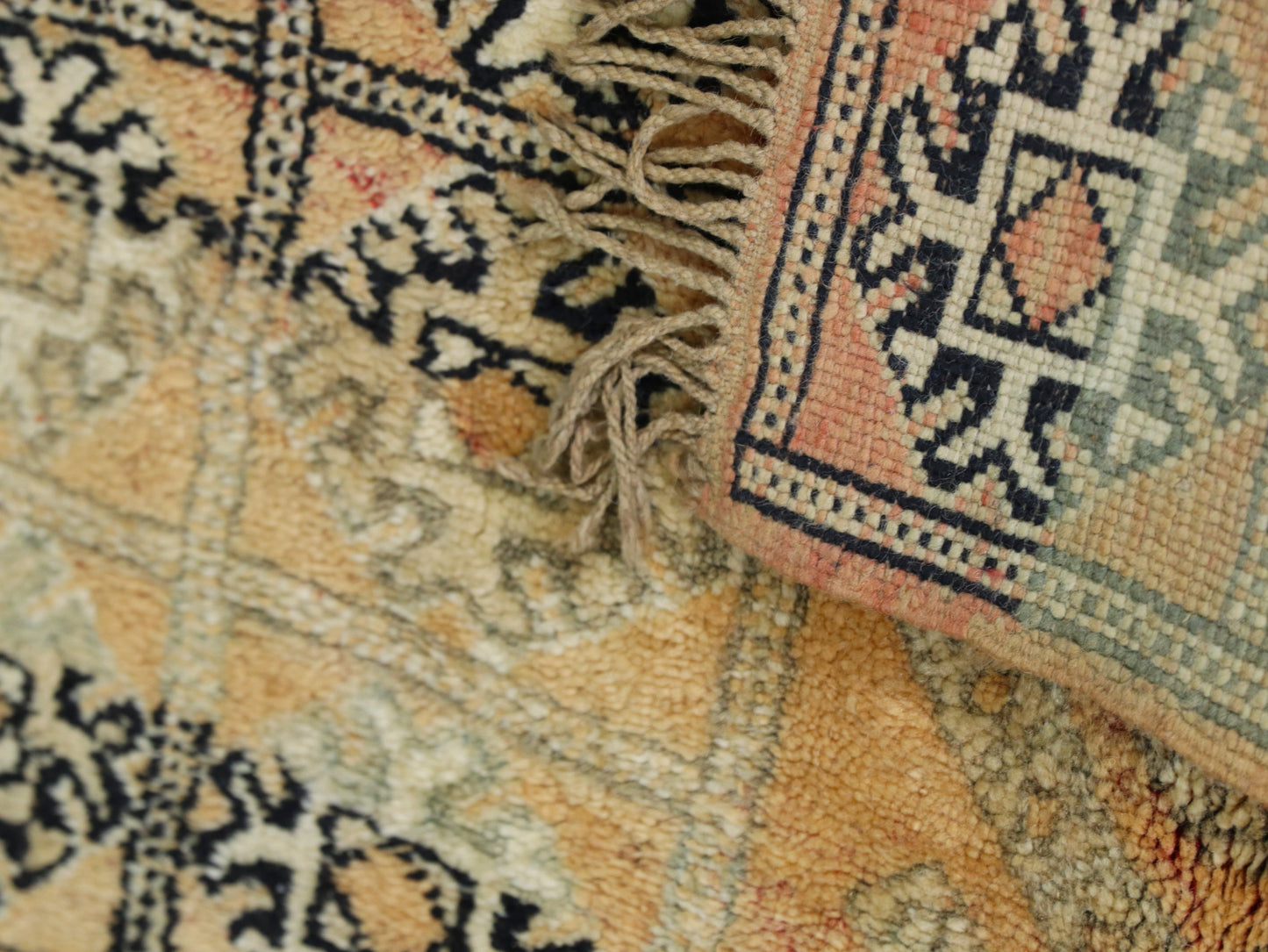 Vintage Moroccan rug , Wool Carpet 5x8 - C61
