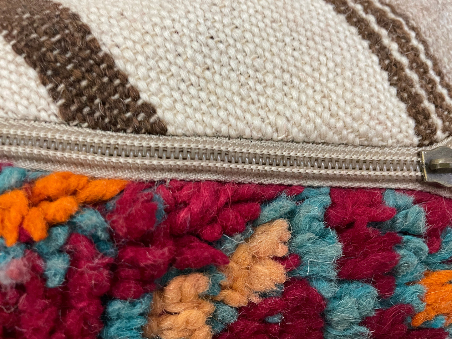 Round moroccan pouf cover - R11