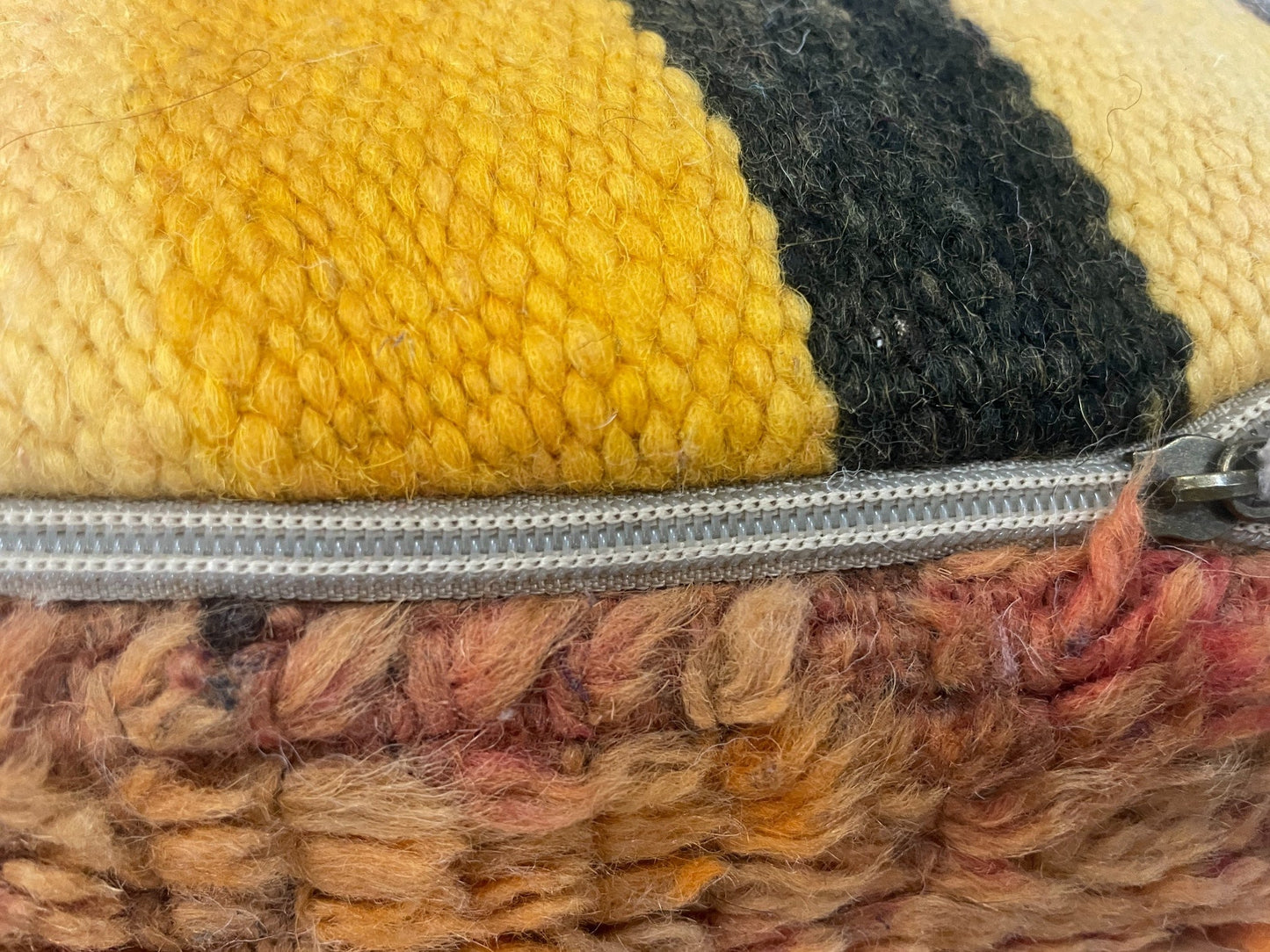 Round moroccan pouf cover - T15