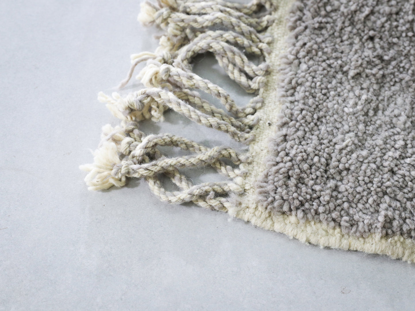 authentic Beni ourain rug 7x10 - H2
