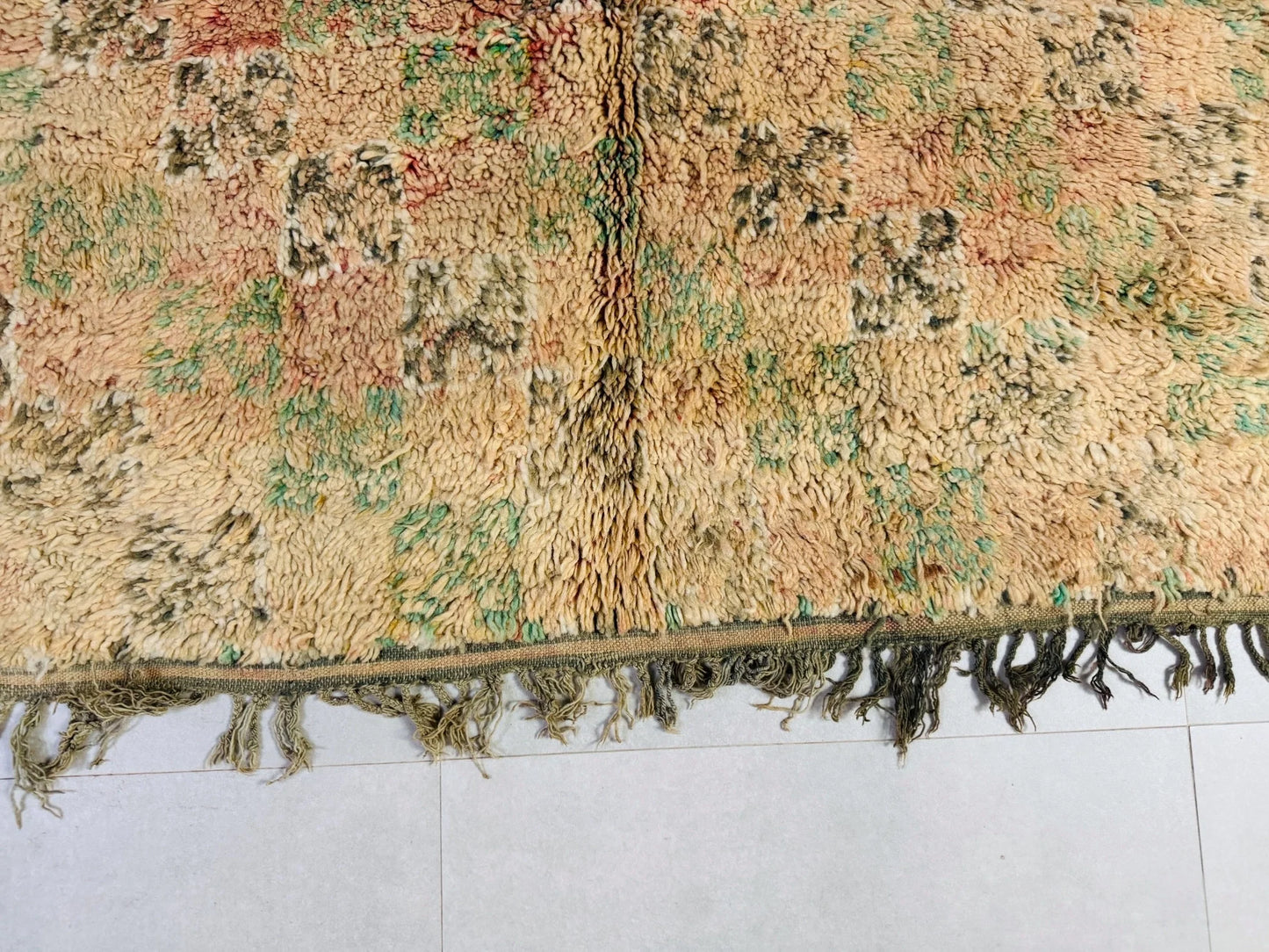 Vintage rug 6x10 - G5255