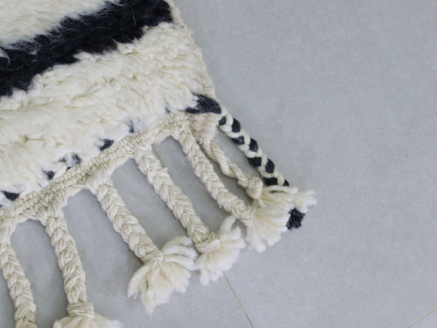 Handmade Moroccan  Rug 5x8 - A75