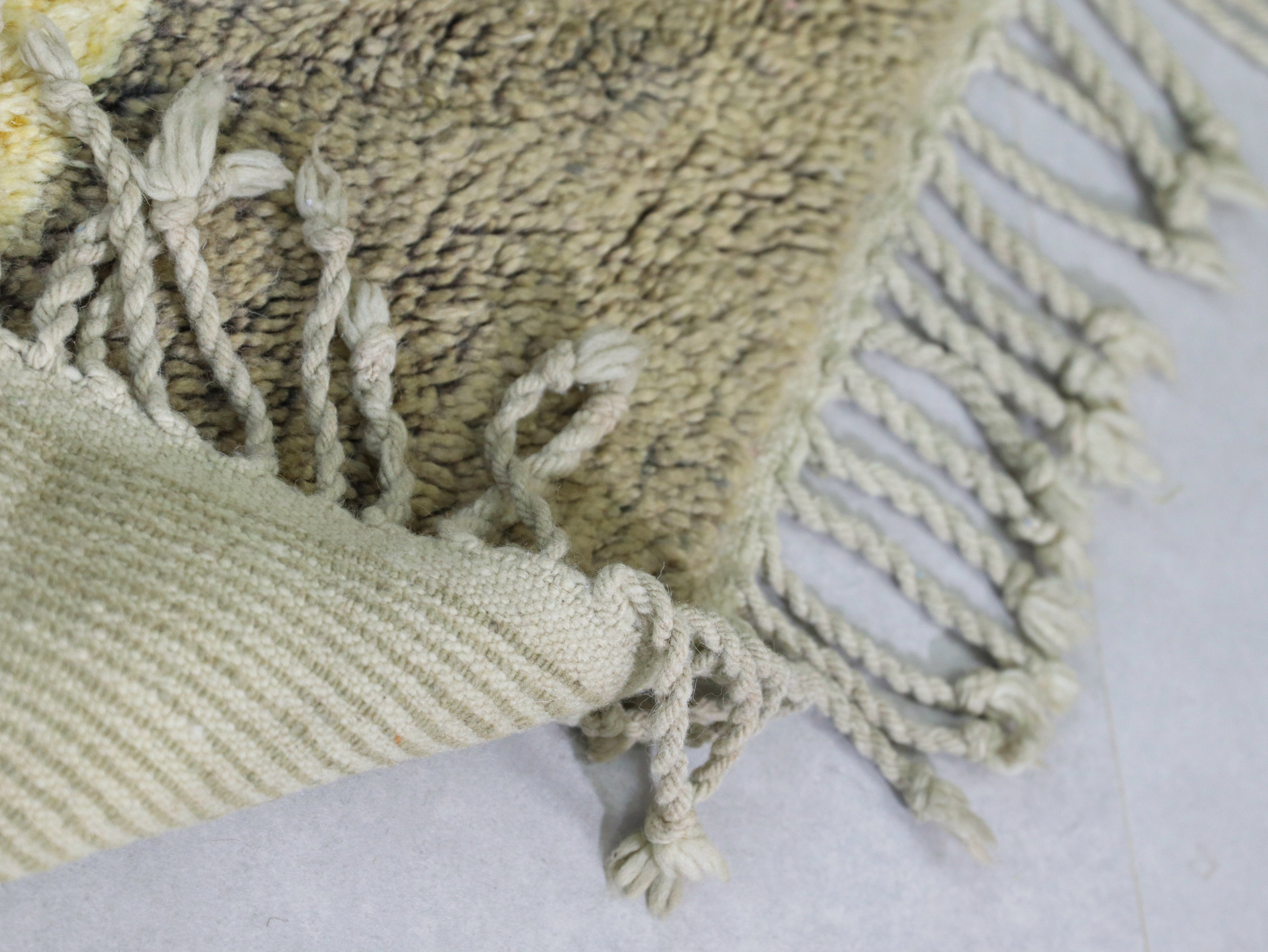 Vintage Moroccan Rug 6x10 – Handwoven Wool rug - A87
