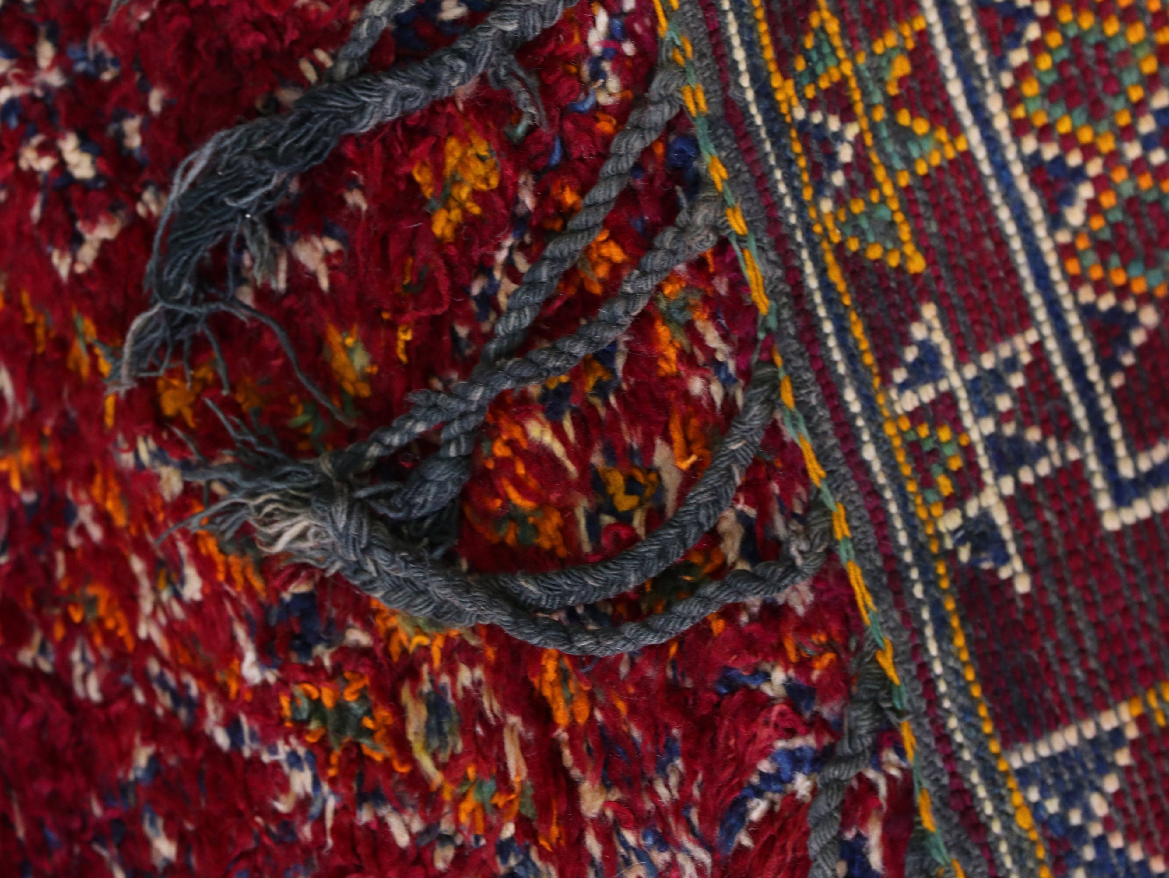 Vintage Handmade Moroccan Rug 6x11 - Soft Wool Berber Rug - C19