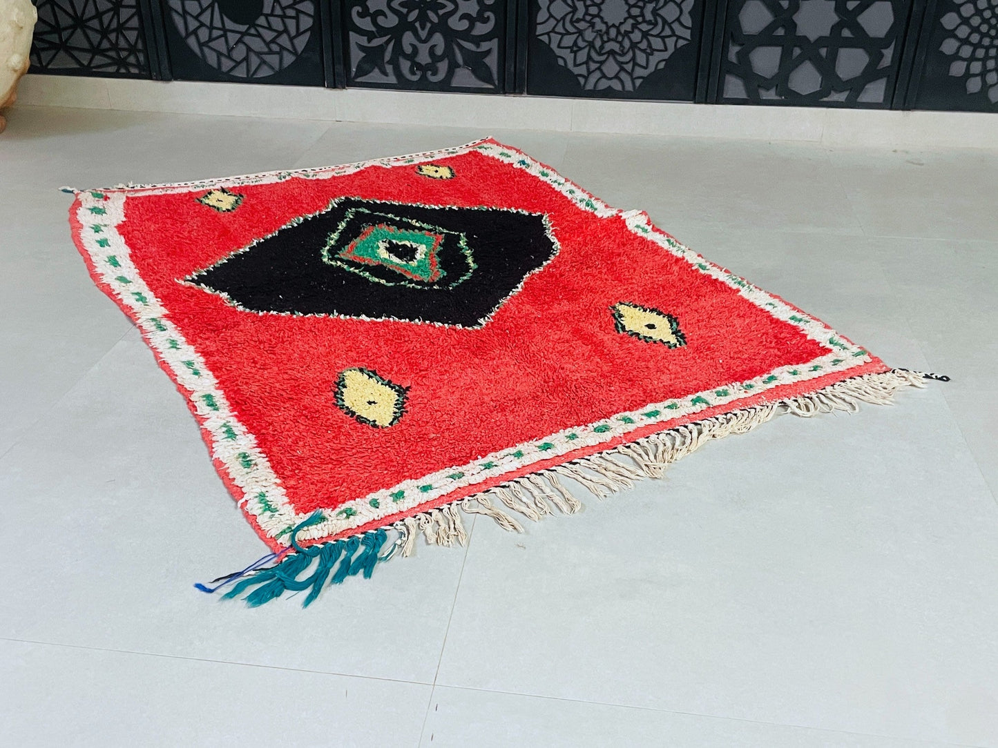 Bold Moroccan Boucherouite Rug 4x5 - TB15