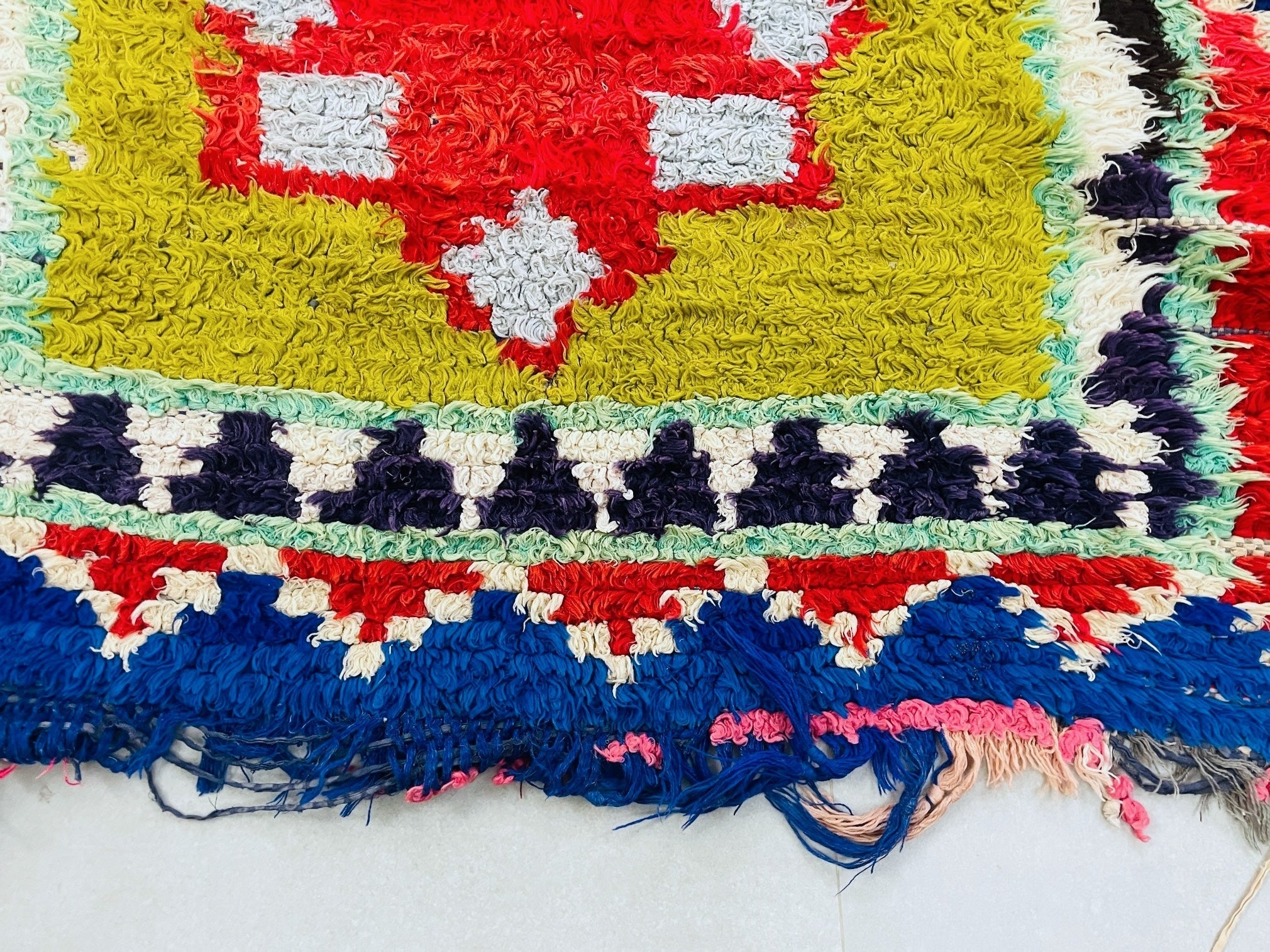 Colorful Moroccan Boucherouite Rug 4x8 - TB19