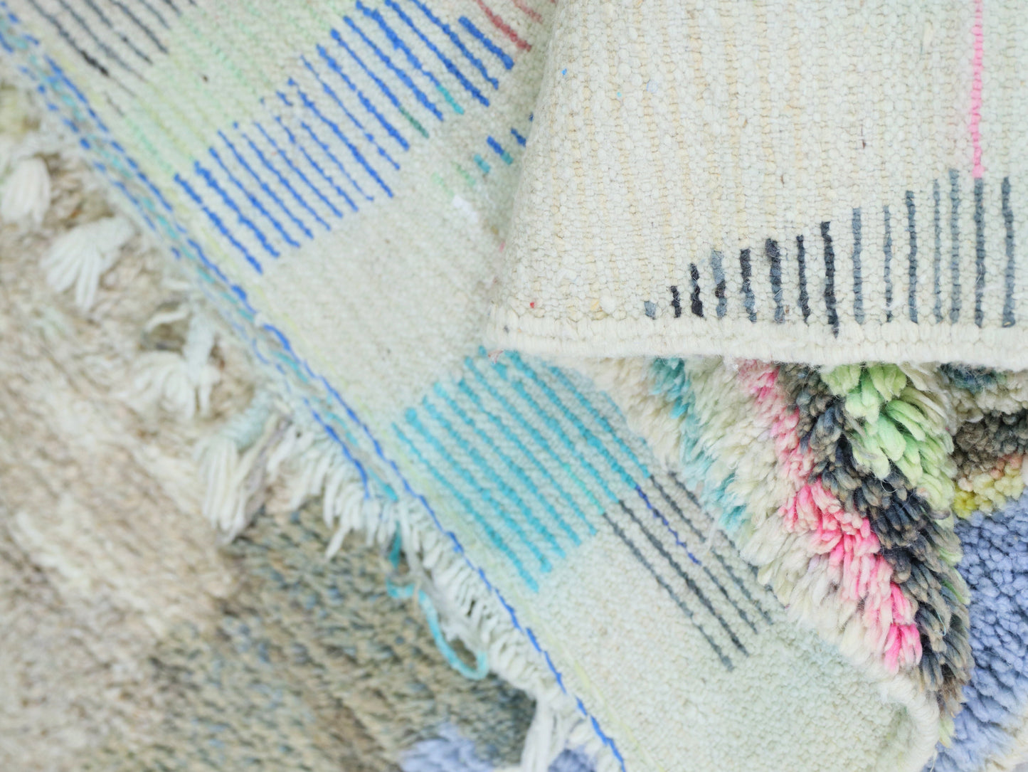 Moroccan Wool Rug 5x8 - B50