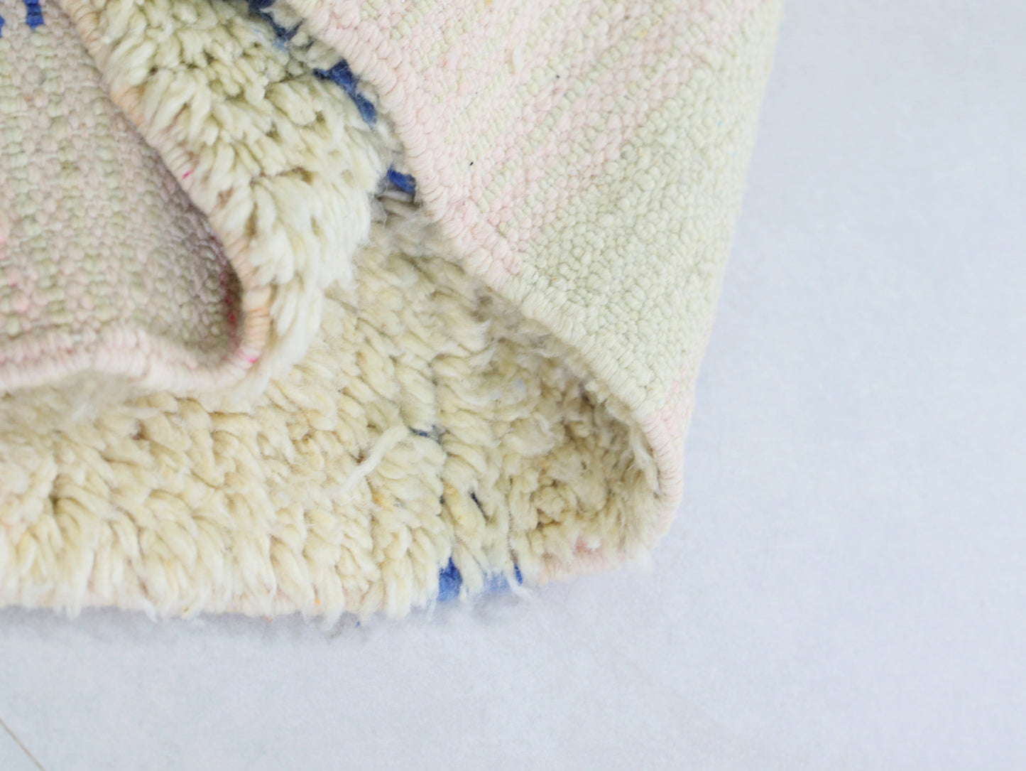 Moroccan Wool Rug 5x8 - B48