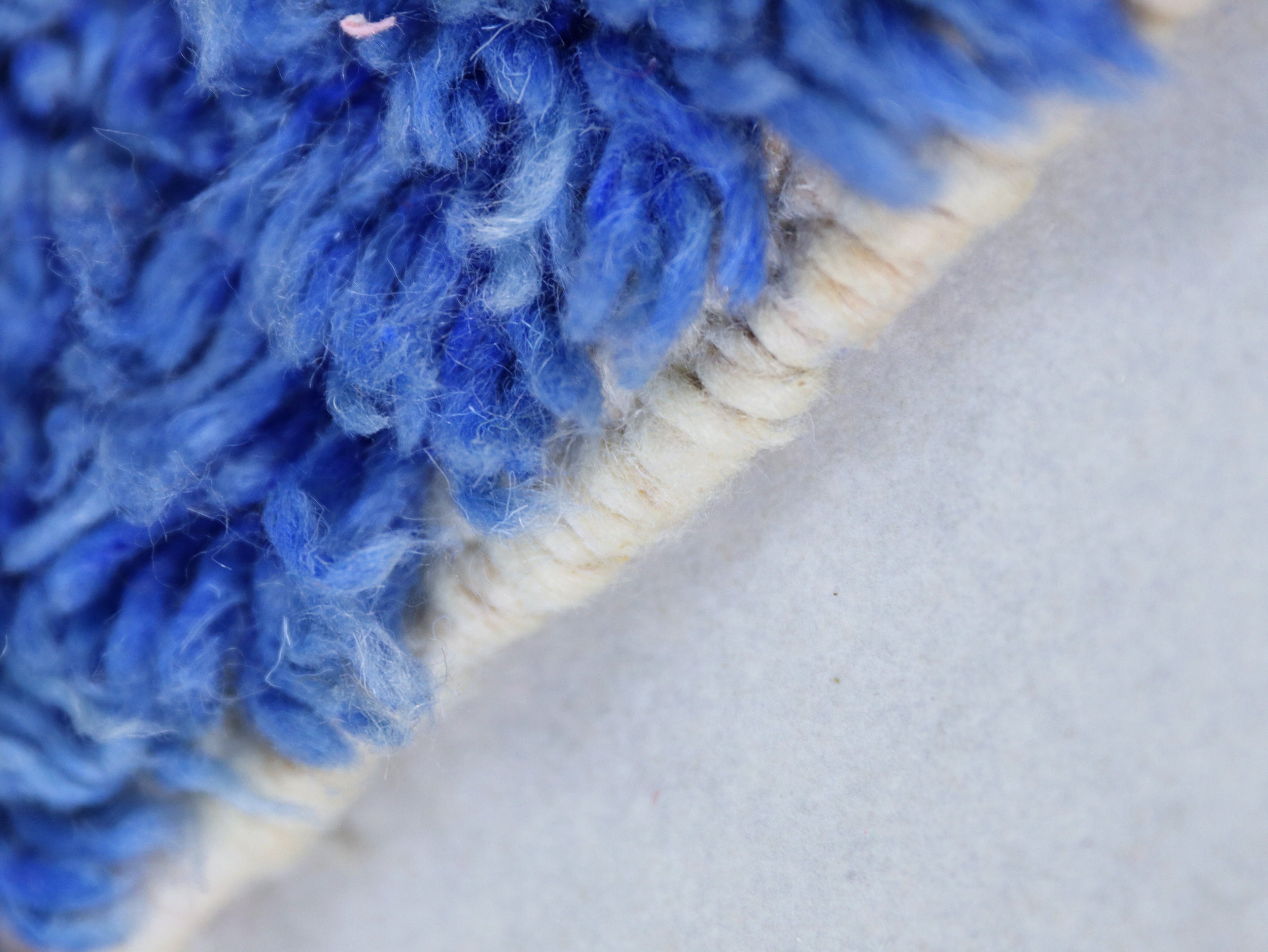 Moroccan Wool Rug 5x8 - B48