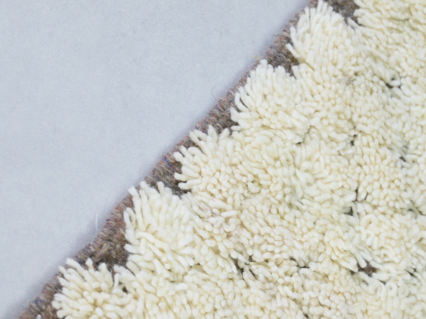 Moroccan Wool Rug 5x6 - B29