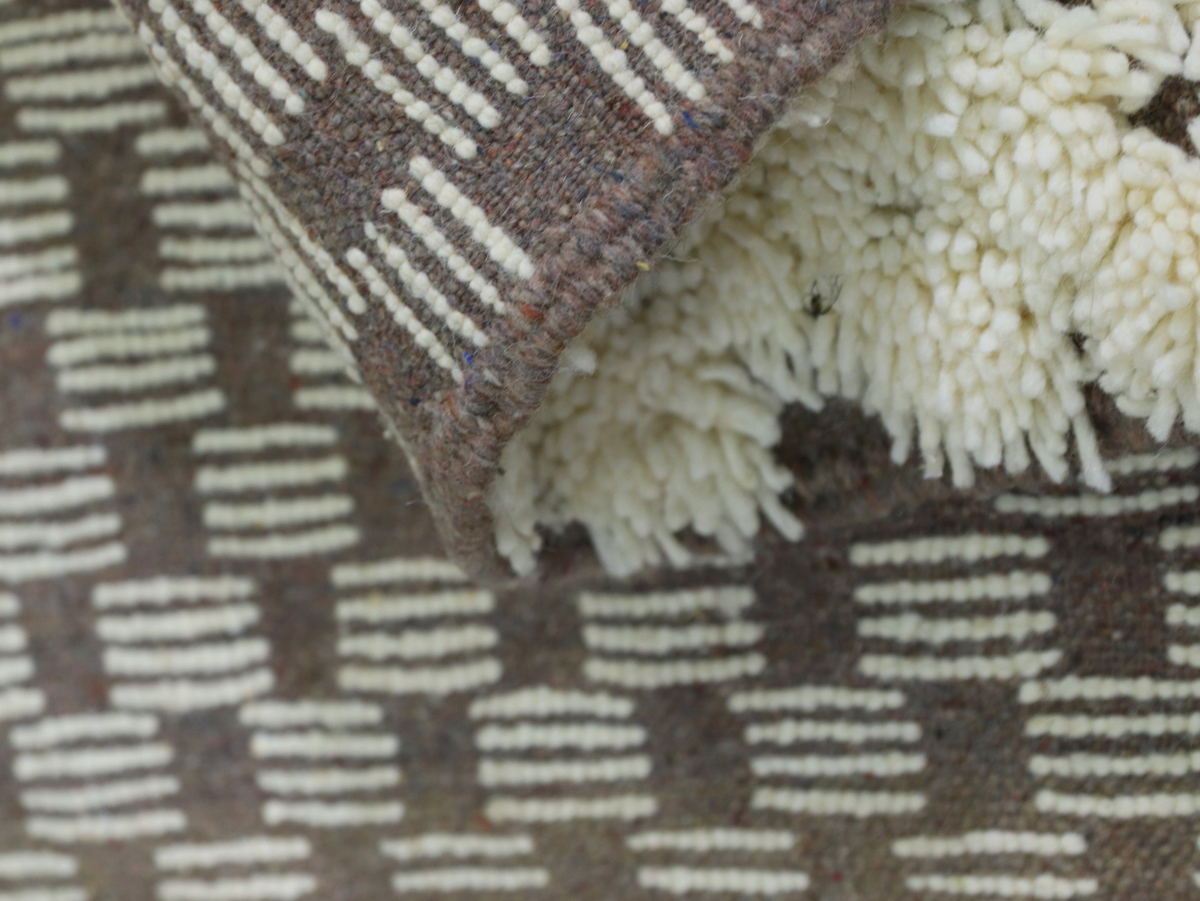 Moroccan Wool Rug 5x6 - B29