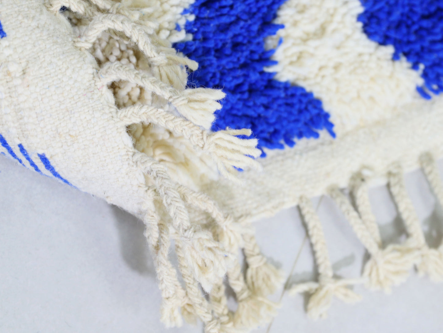 Modern Moroccan Wool Rug 5x8 - B31