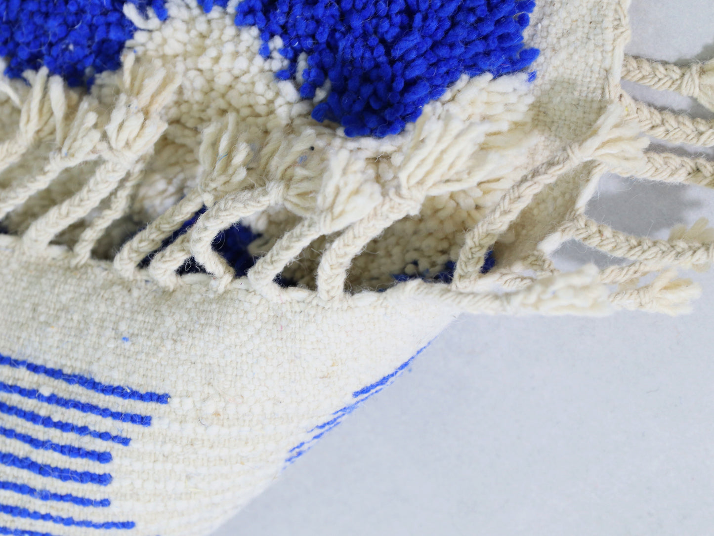 Modern Moroccan Wool Rug 5x8 - B31