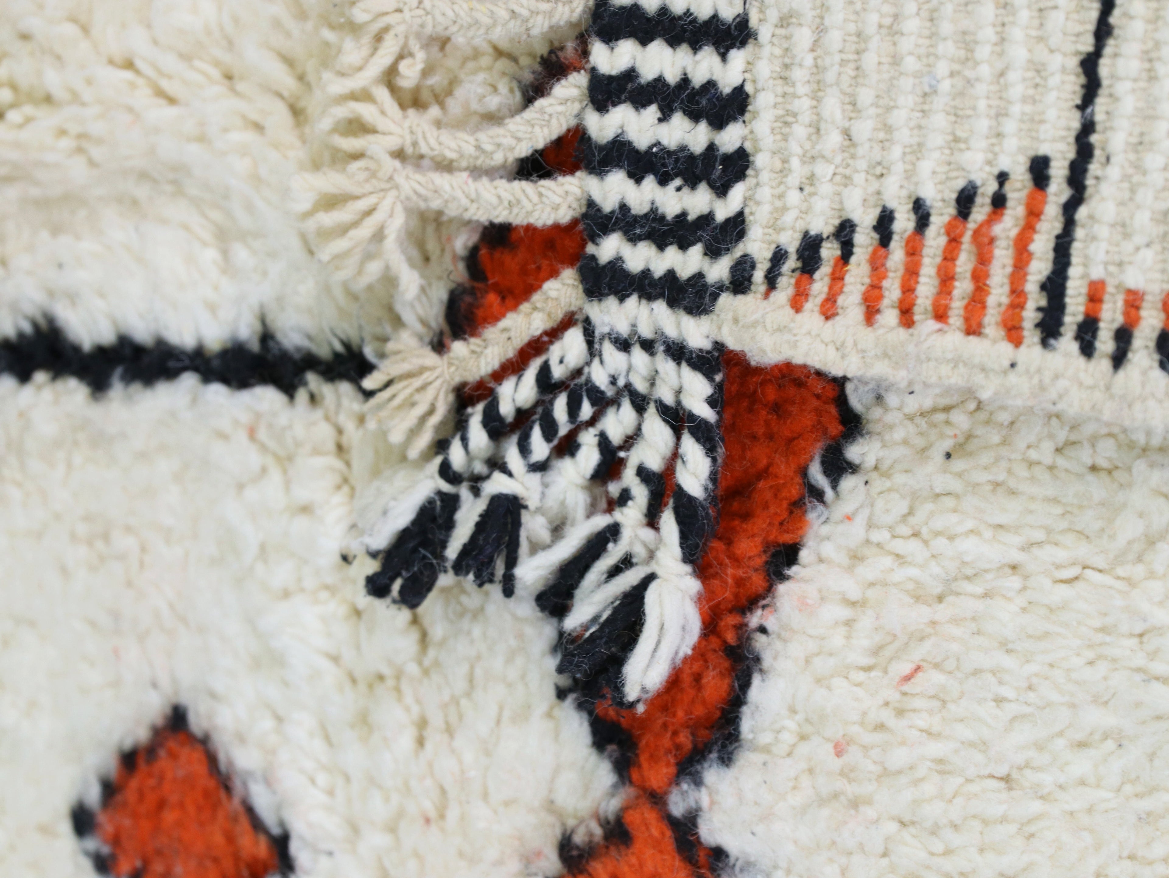Handmade Moroccan Beni Ourain Rug 6x7 - B32