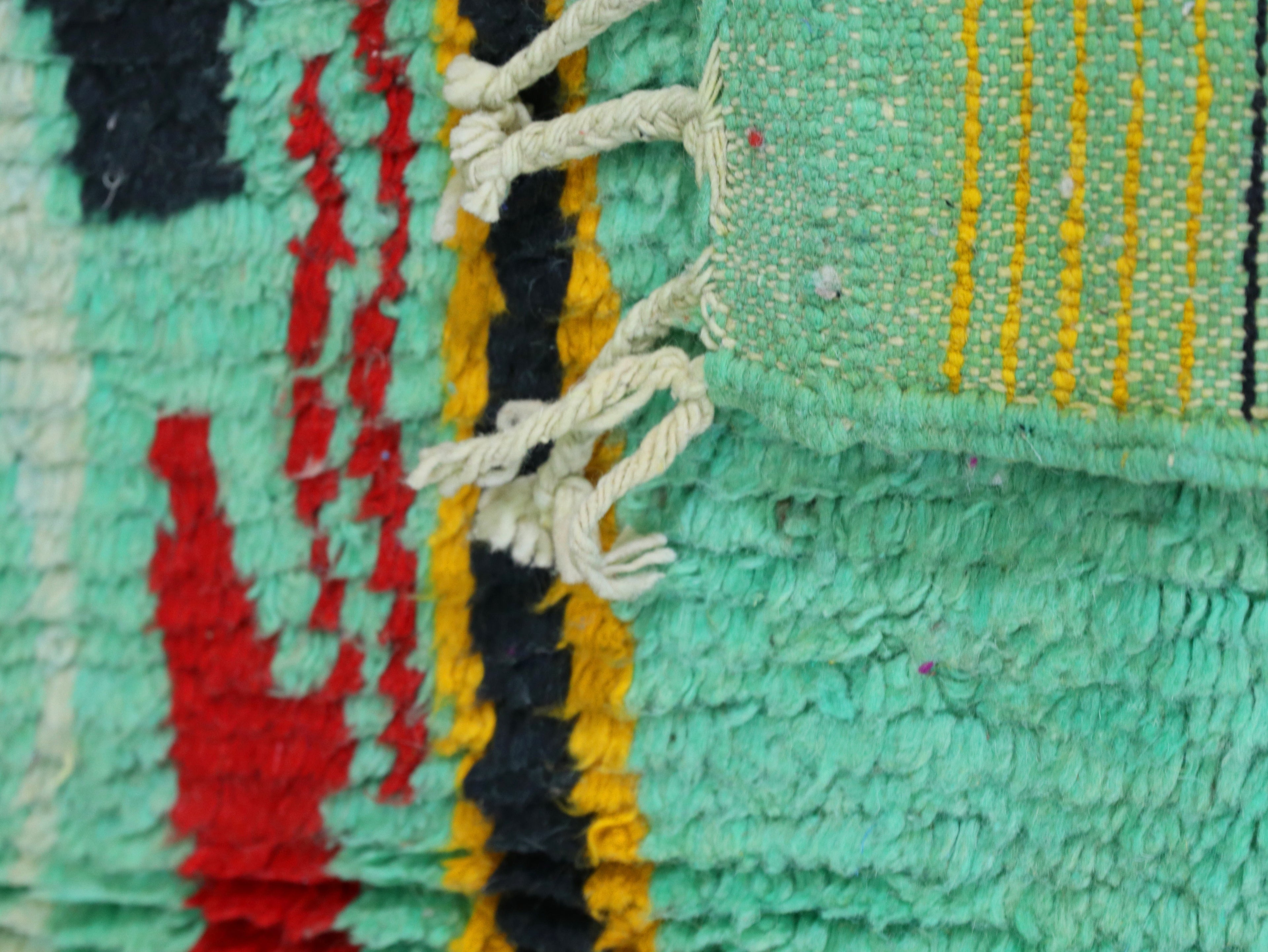 Handwoven Wool Carpet   5x8 - B34