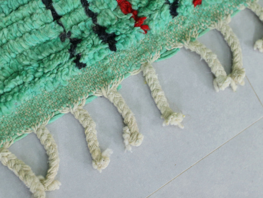 Handwoven Wool Carpet   5x8 - B34