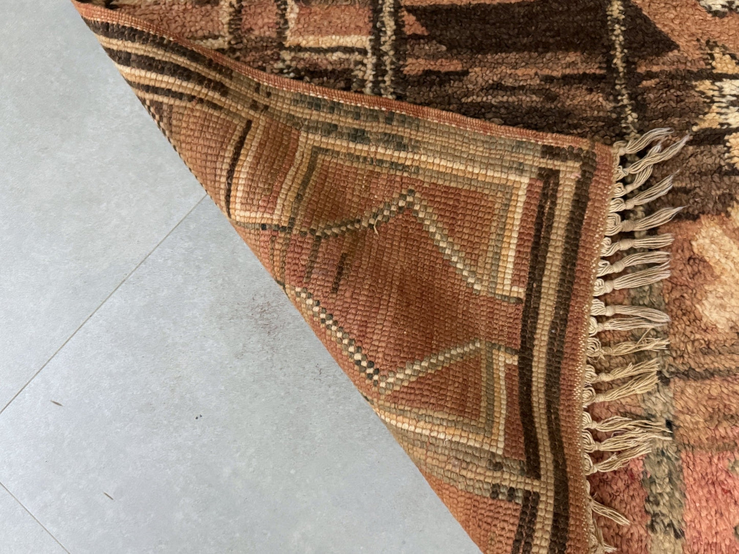 Vintage rug 5x6 - G2218