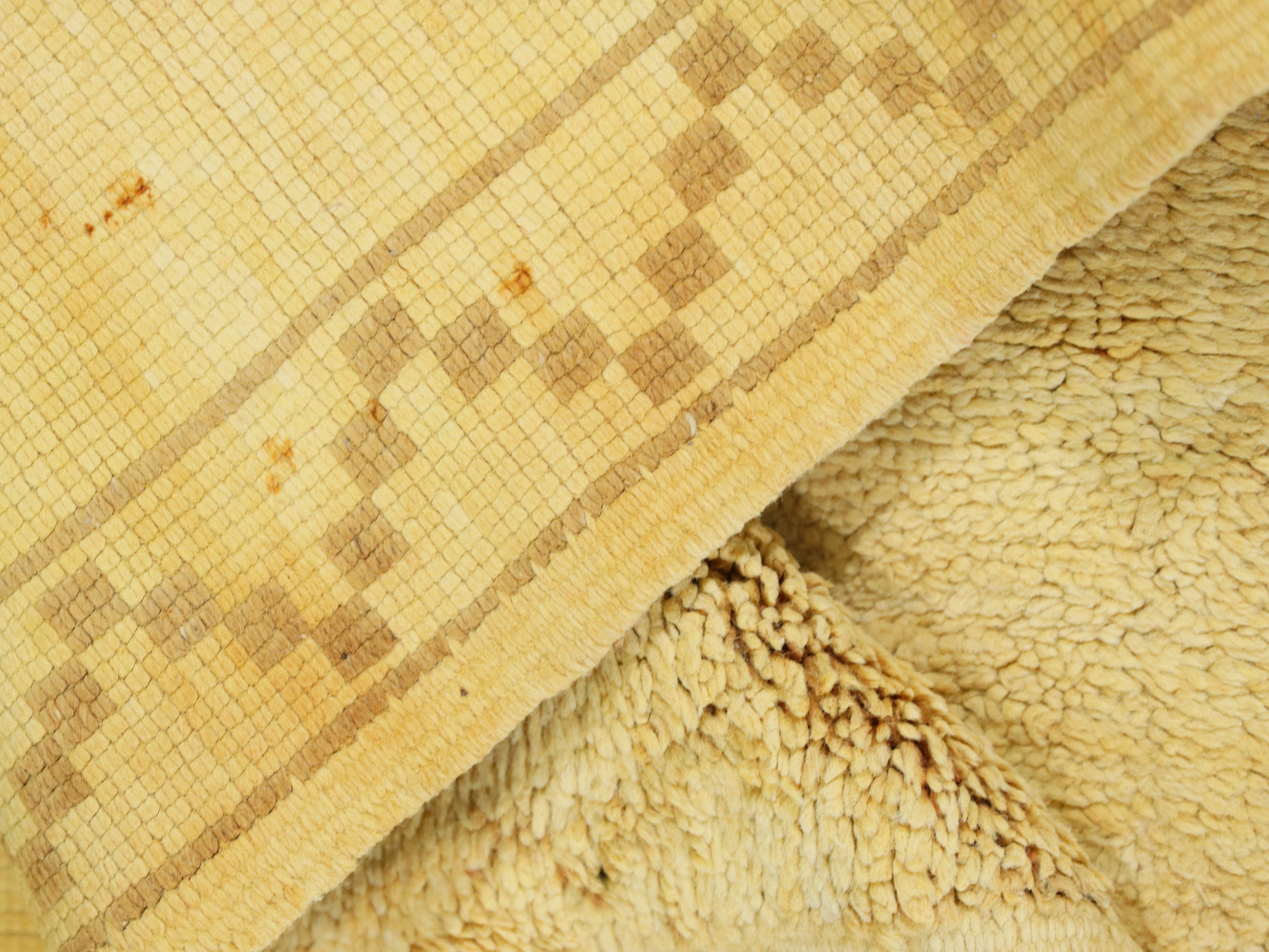 Vinatge Moroccan Rug 6x11 - C51