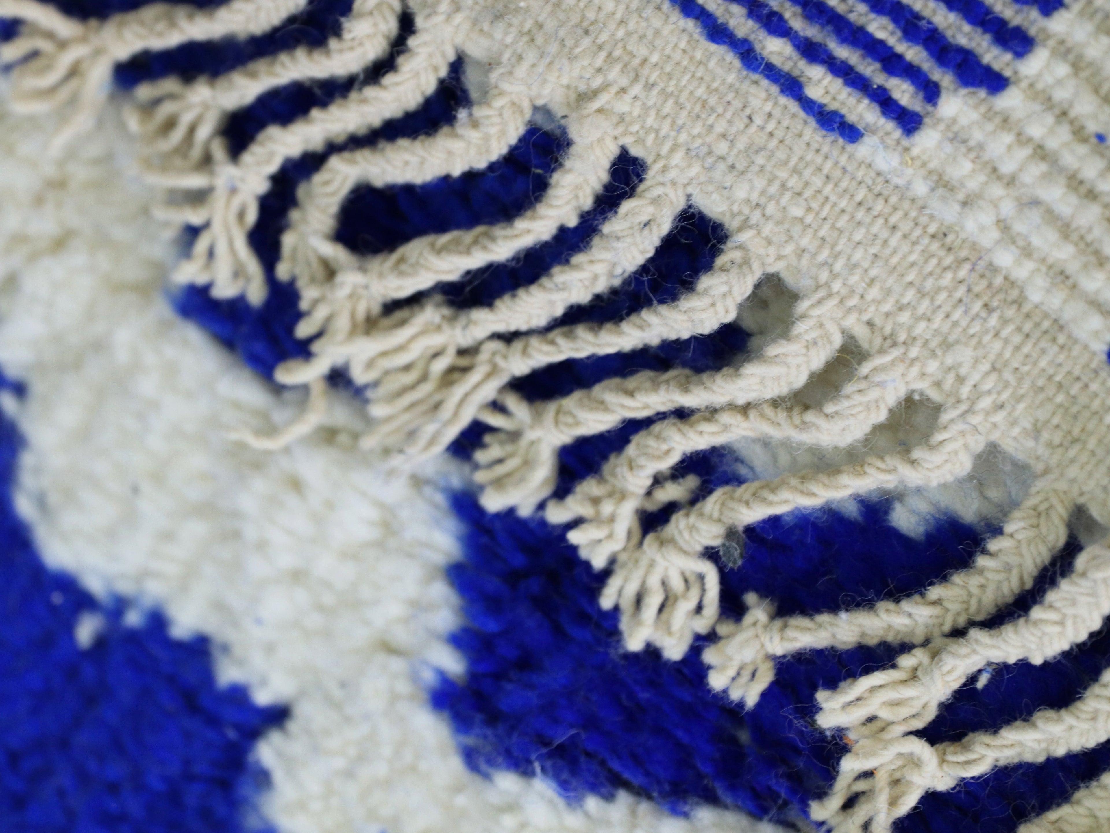 Handmade Moroccan Beni Ourain Rug 5x8 - B39