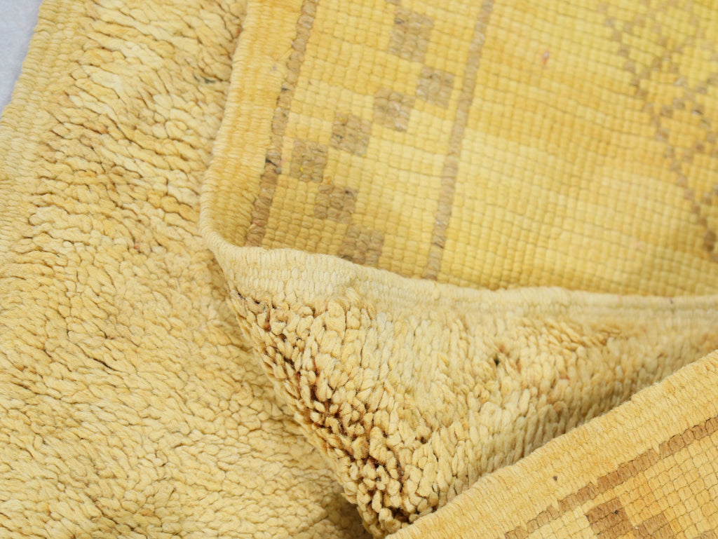 Vinatge Moroccan Rug 6x11 - C51