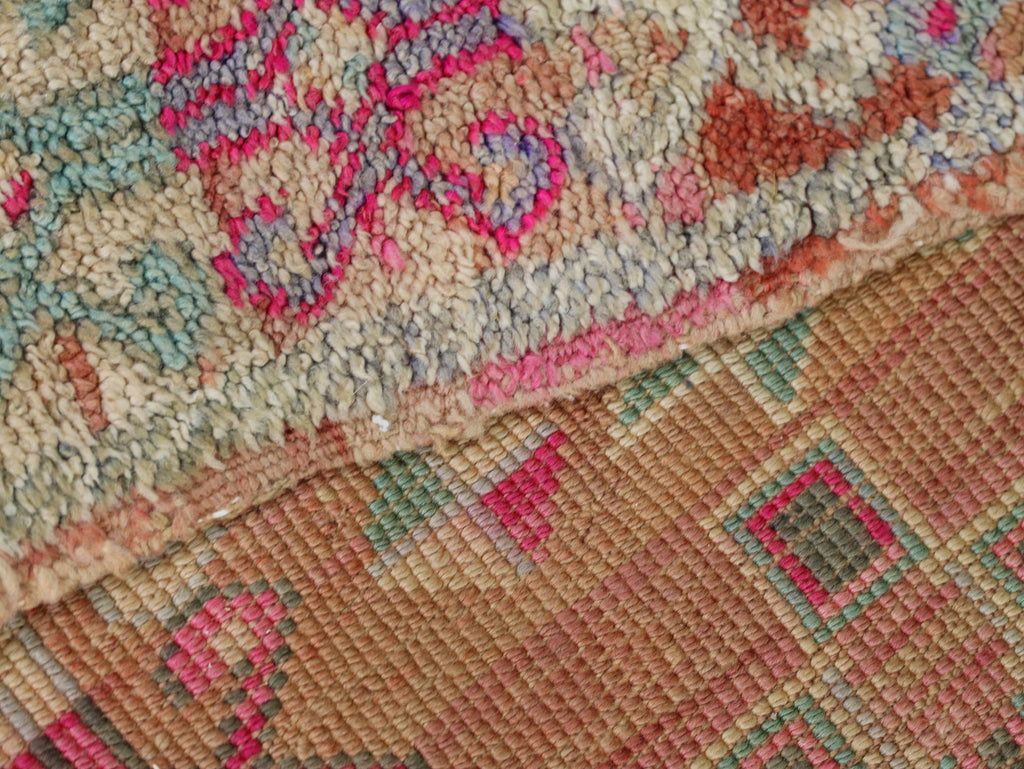 Vinatge Moroccan Rug 5x8 - C64