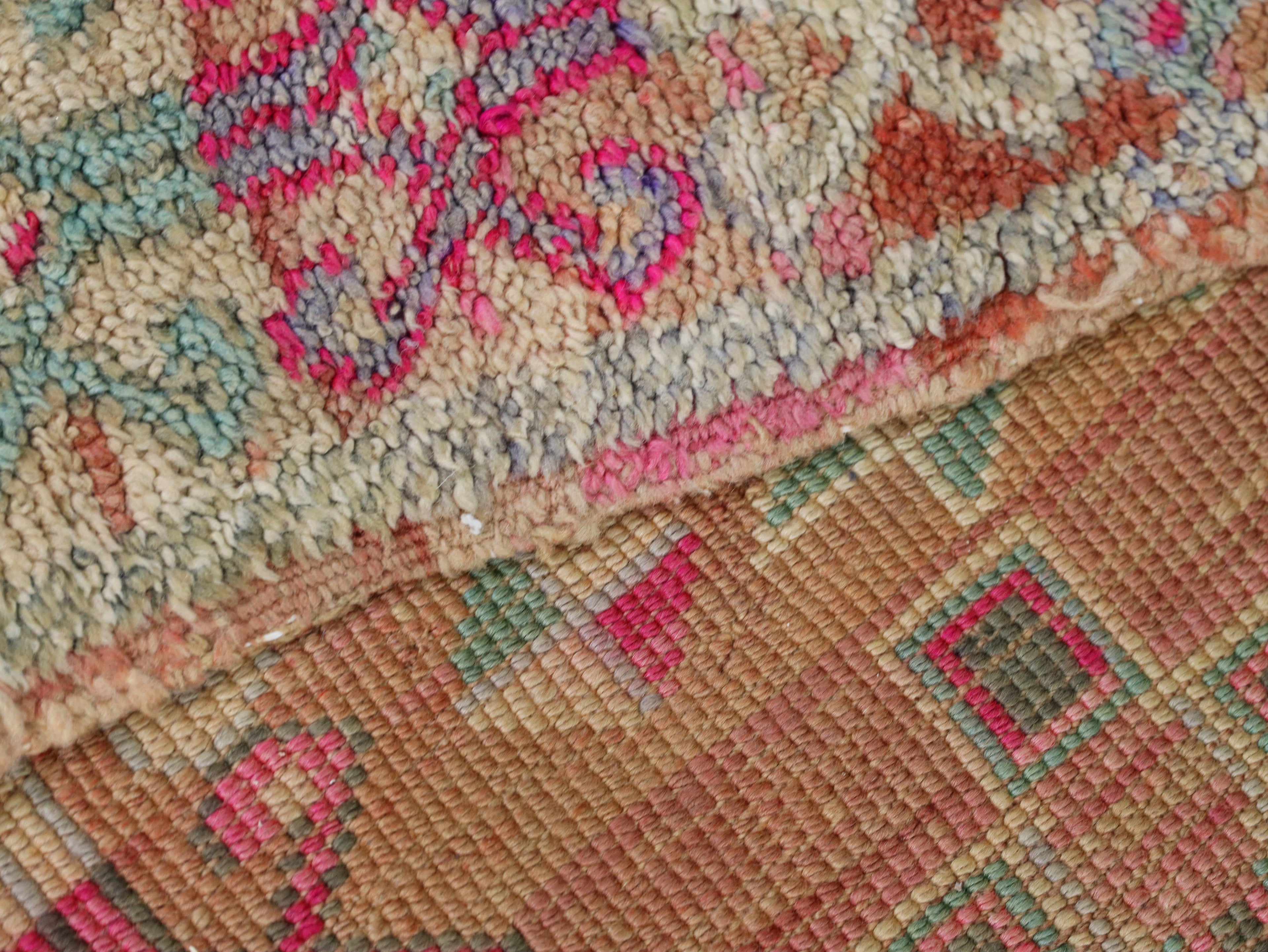 Vinatge Moroccan Rug 5x8 - C64