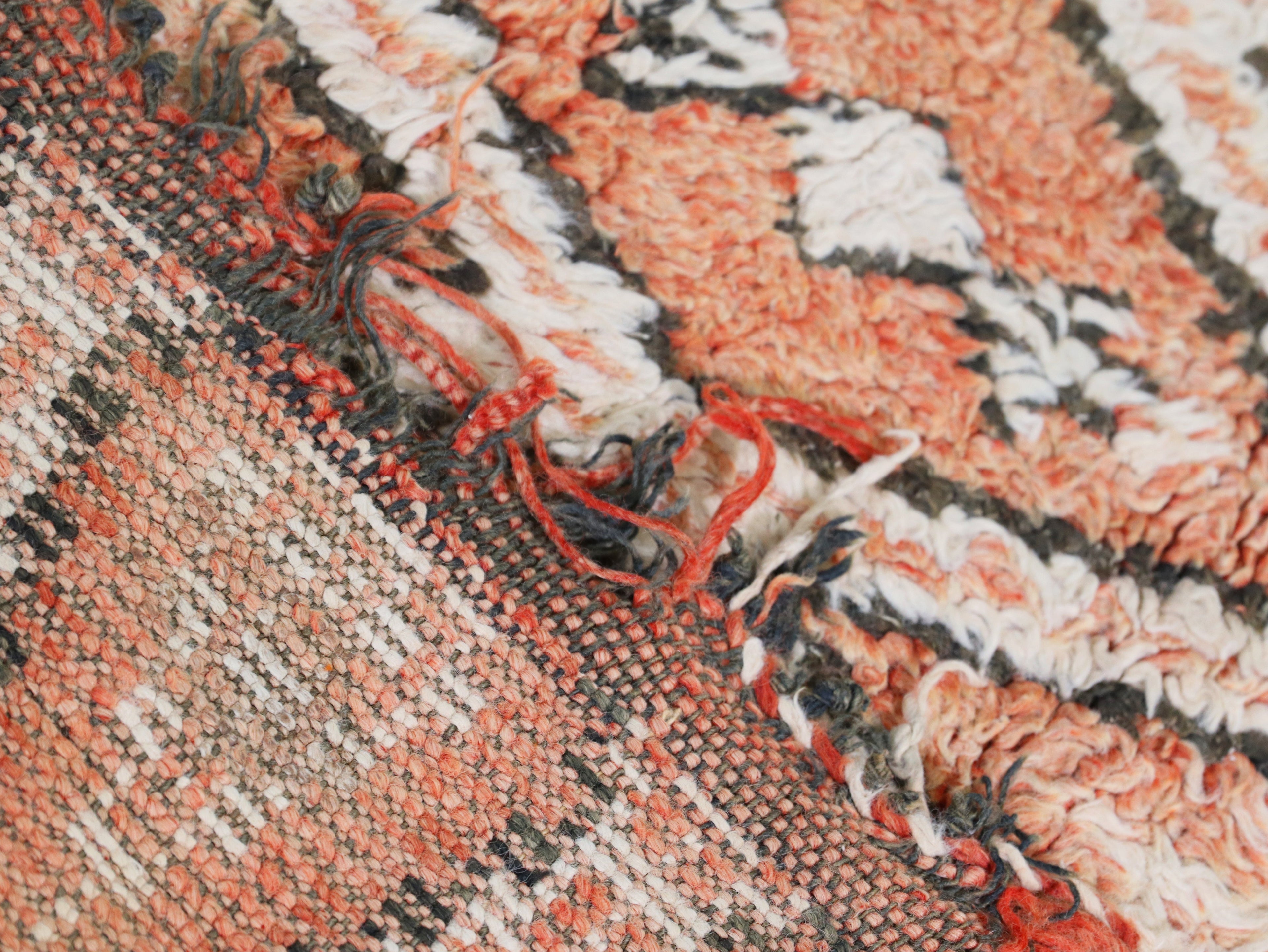 Coral and white Vintage rug- Berber Artisan Rugg 5x10 - C67