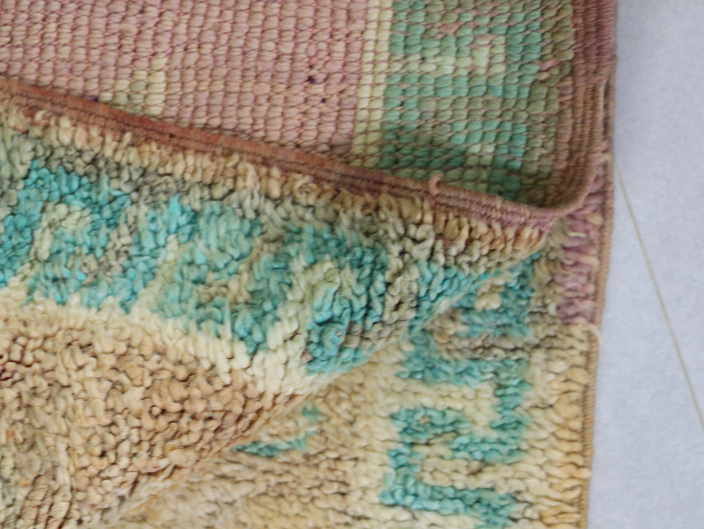 Vintage Moroccan Rug - Handwoven Wool Carpet 6x9 - C58
