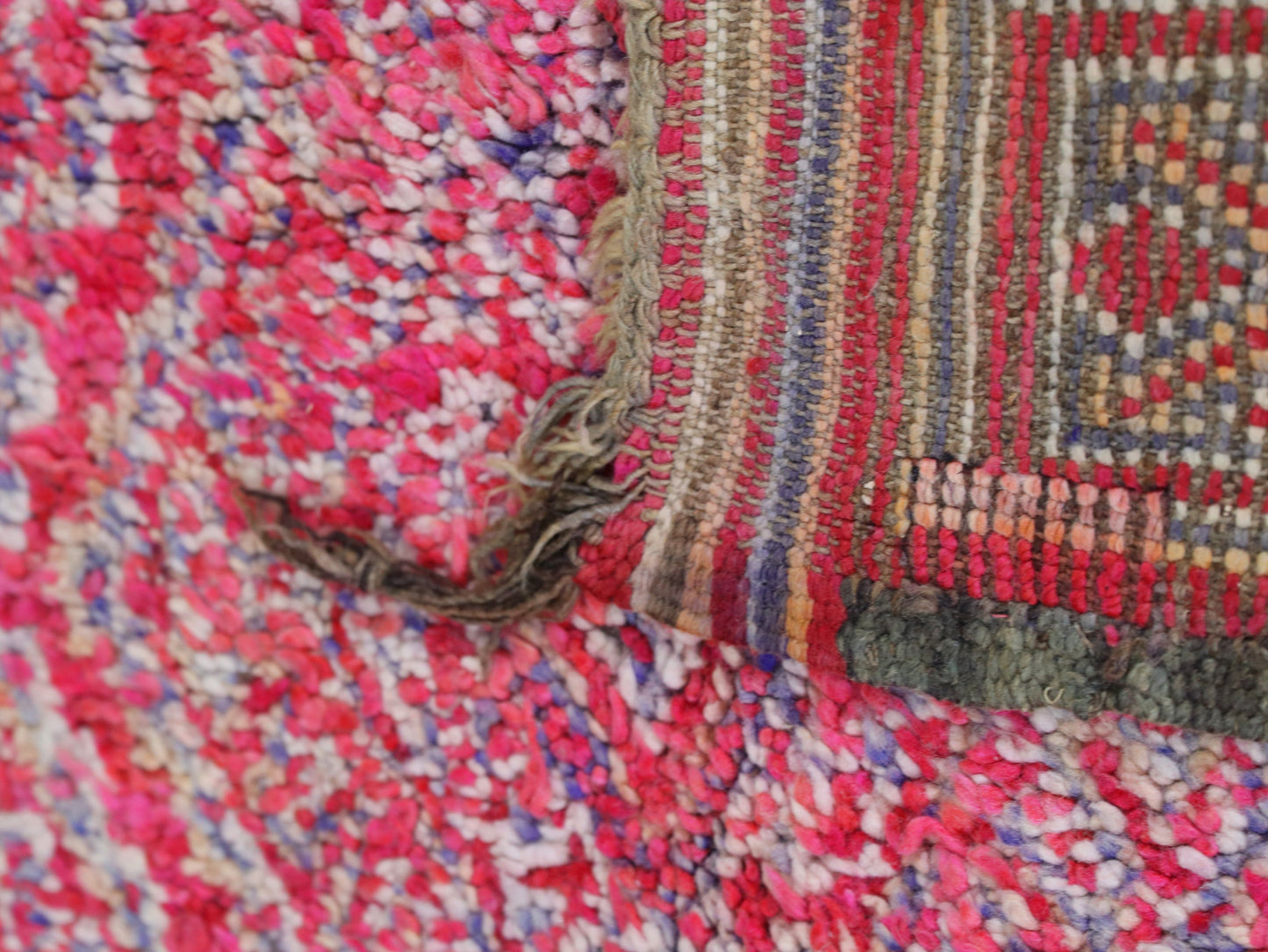 Vintage Moroccan rug ,  Wool Carpet 6x8 - C72