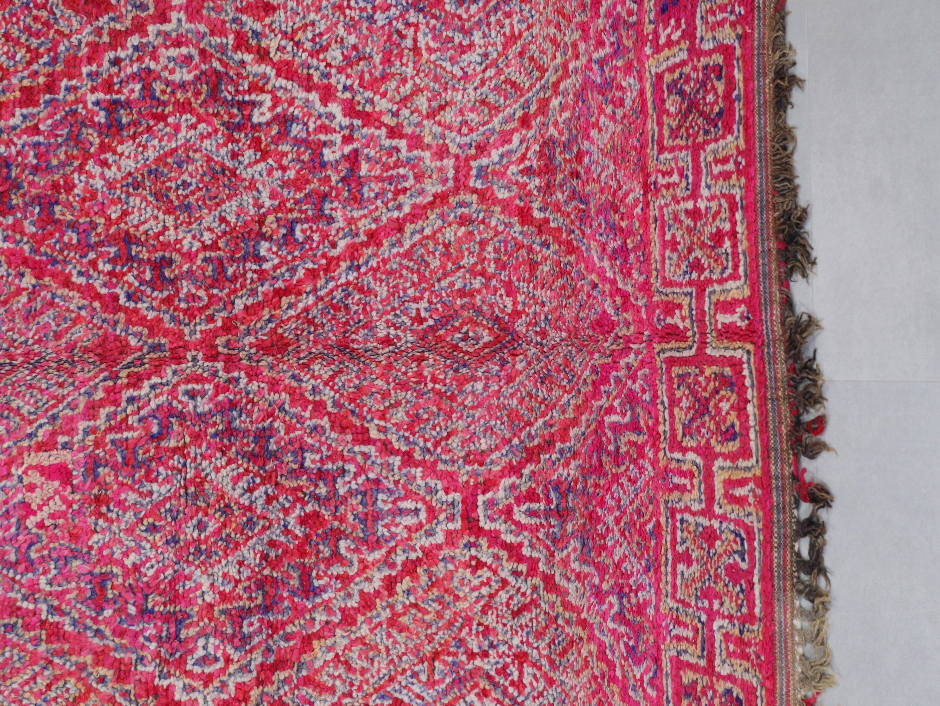 Vintage Moroccan rug ,  Wool Carpet 6x8 - C72