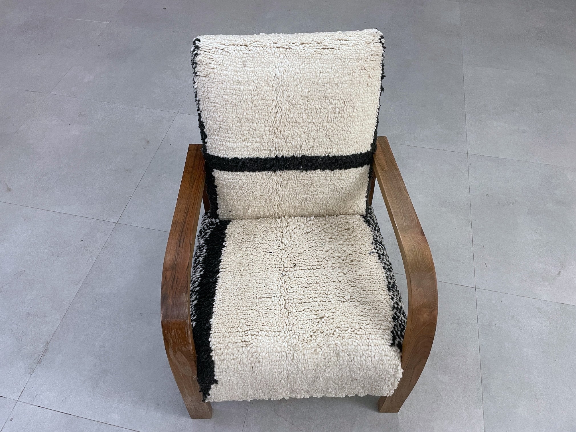Minimalist Moroccan Shearling Chair - Black and White Wool Accent Chair with Wooden Frame - Mid century armchair, relax vintage modern chair