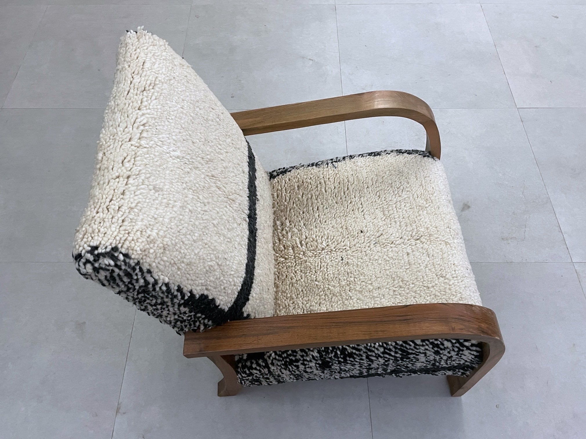 Minimalist Moroccan Shearling Chair - Black and White Wool Accent Chair with Wooden Frame - Mid century armchair, relax vintage modern chair