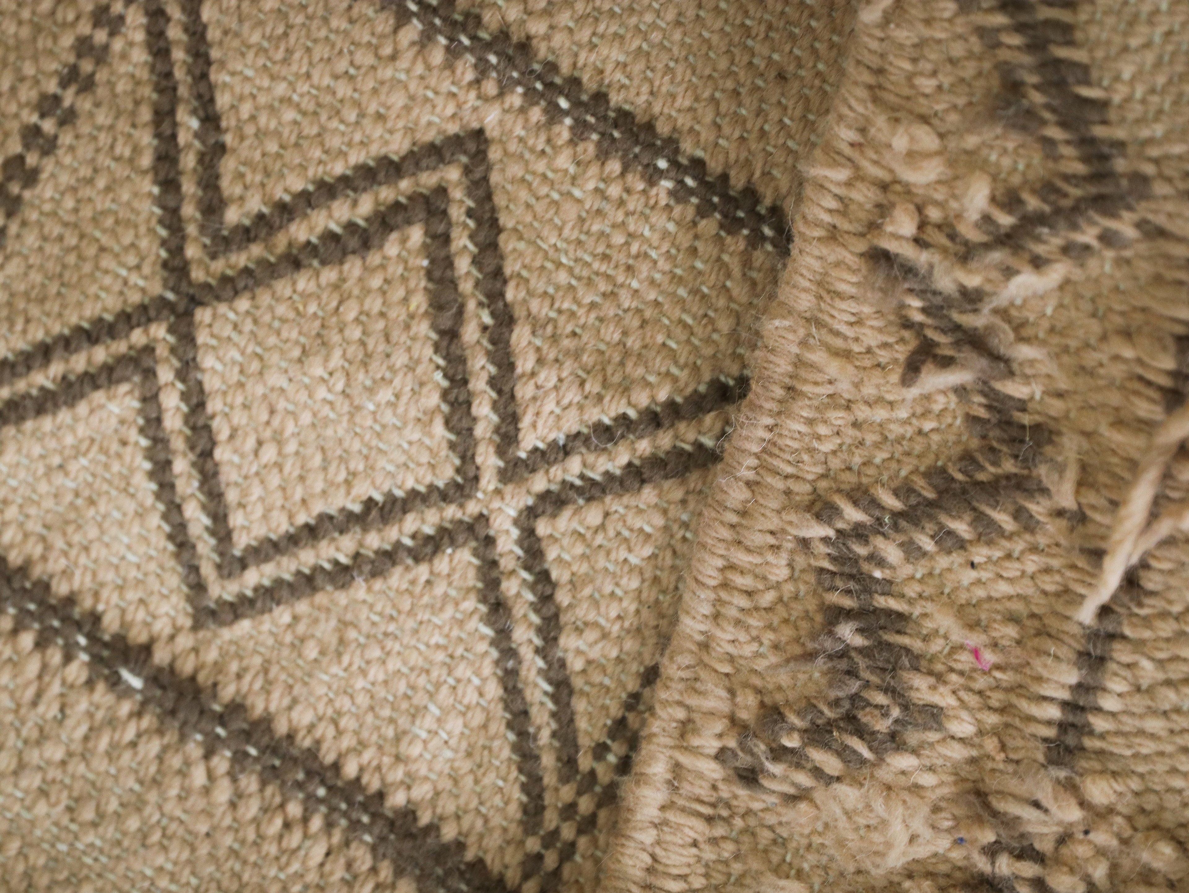 Handmade Moroccan Wool Rug - Beige Minimalist Geometric Pattern - Bohemian Decor 7x10 - J2