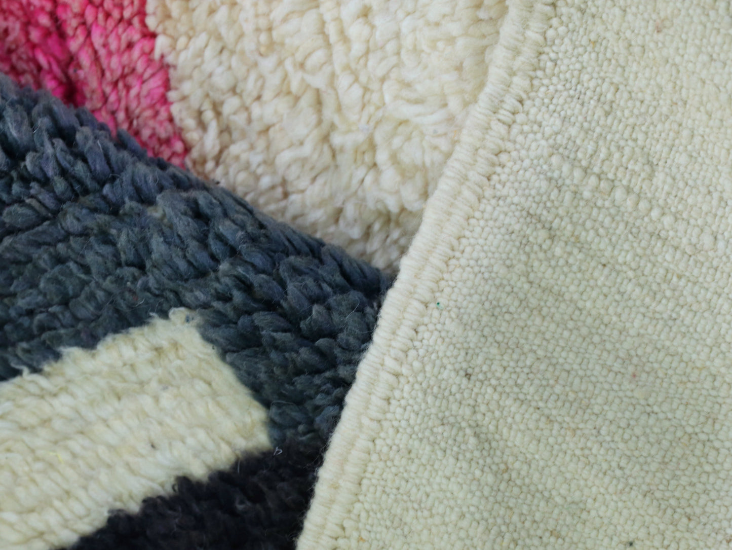 Moroccan Wool Rug 5x9 - A11