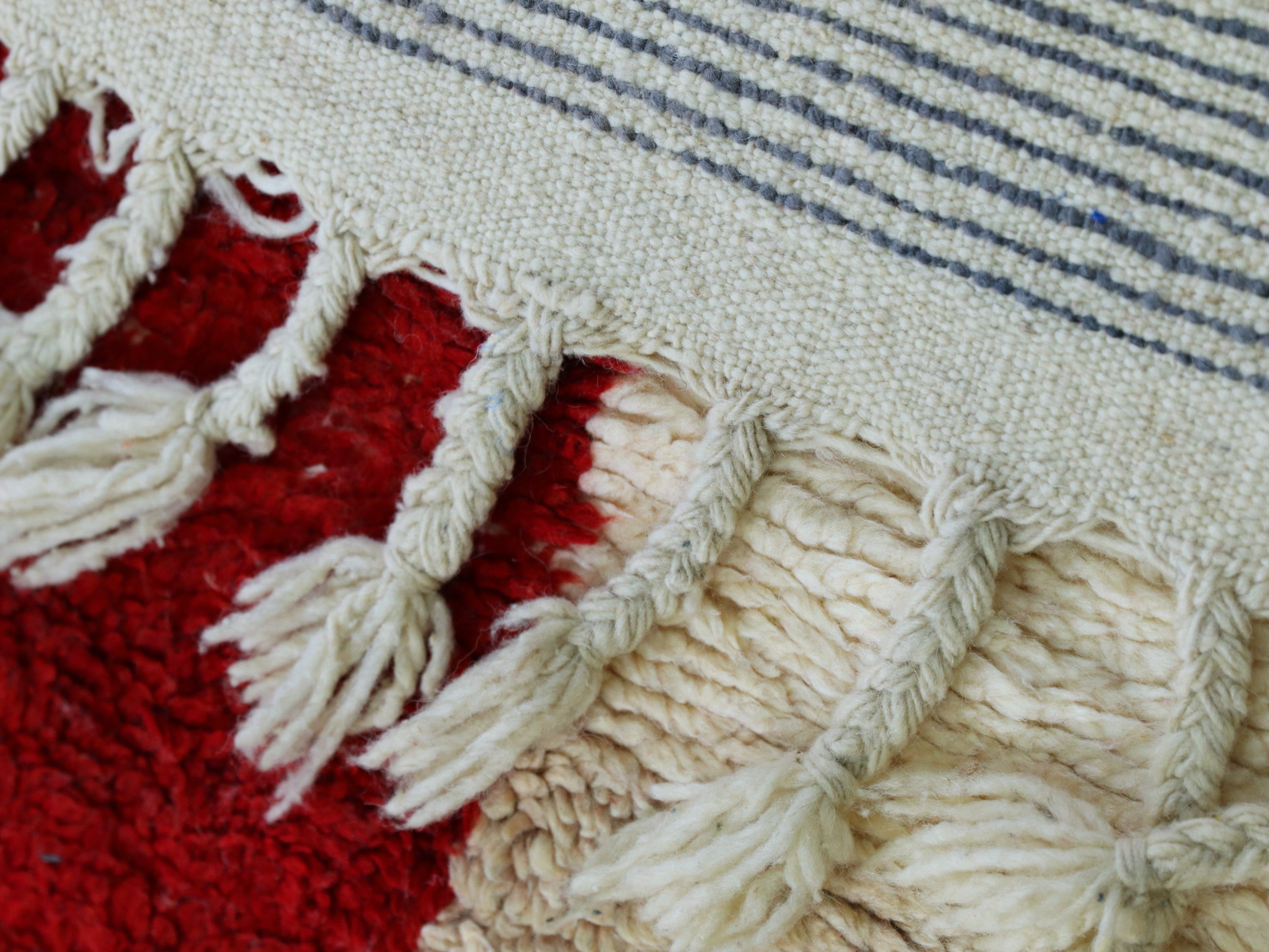 Moroccan Wool Rug 5x9 - A11