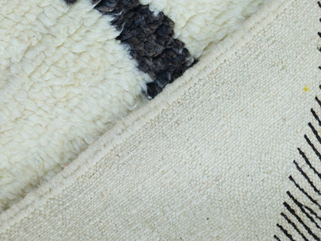 Bohemian Wool Rug 5x8 - A14