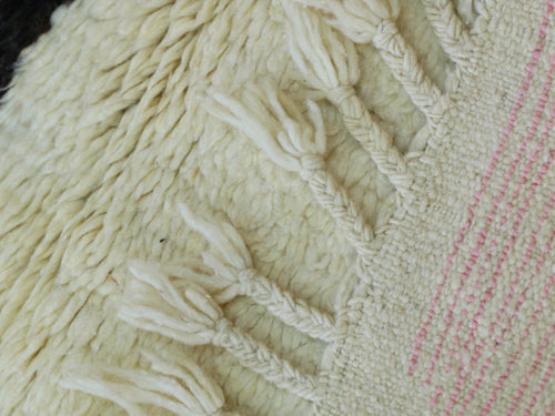 Bohemian Wool Rug 5x8 - A14