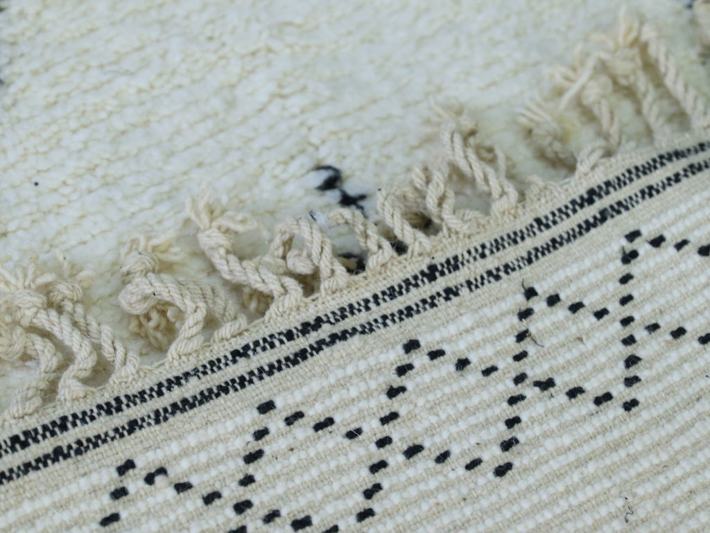 Beni ourain  moroccan rug 7x10 ft - A24