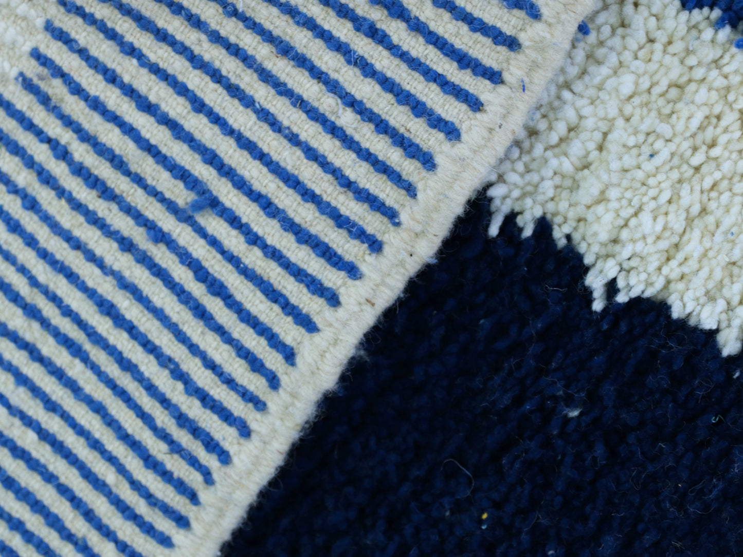 Handwoven Artisanal Moroccan Boucheroutie rug 6x9 ft - A25