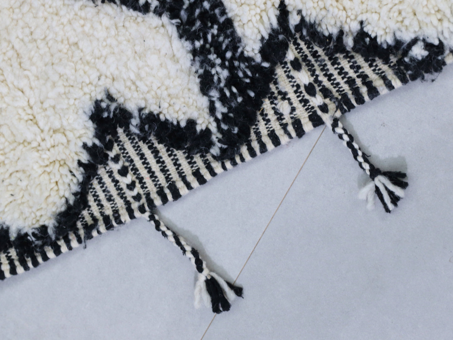 Handmade Moroccan  Rug 5x8 - A65