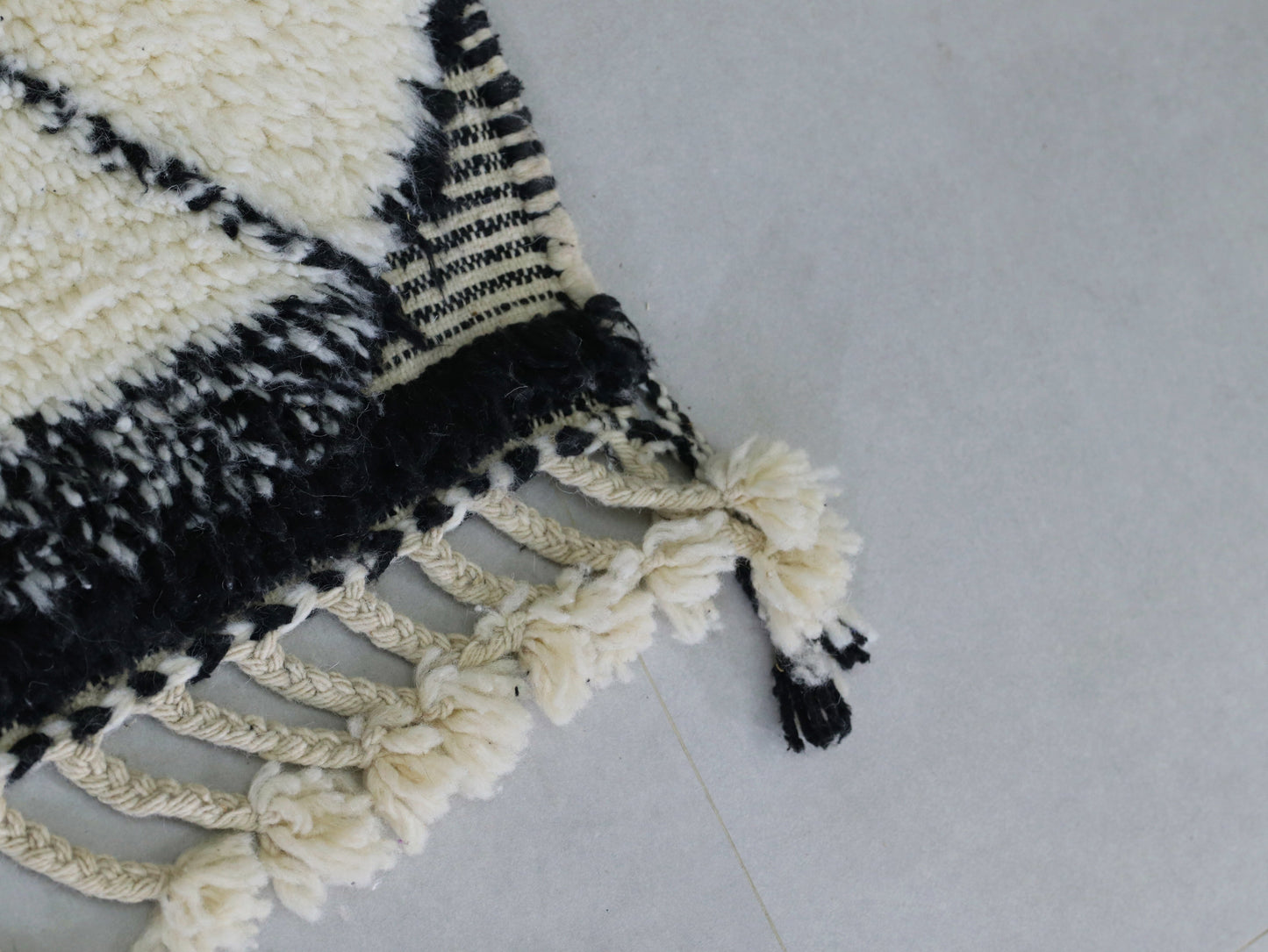 Handmade Moroccan  Rug 5x8 - A65