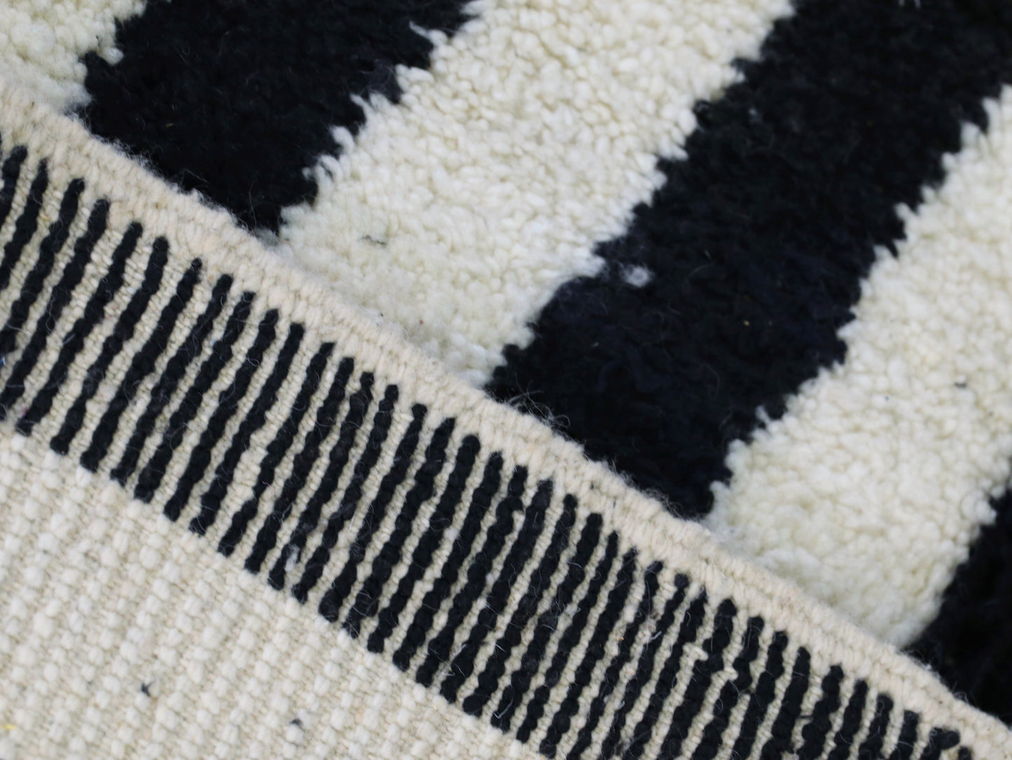 Handmade Moroccan  Rug 5x8 - A65