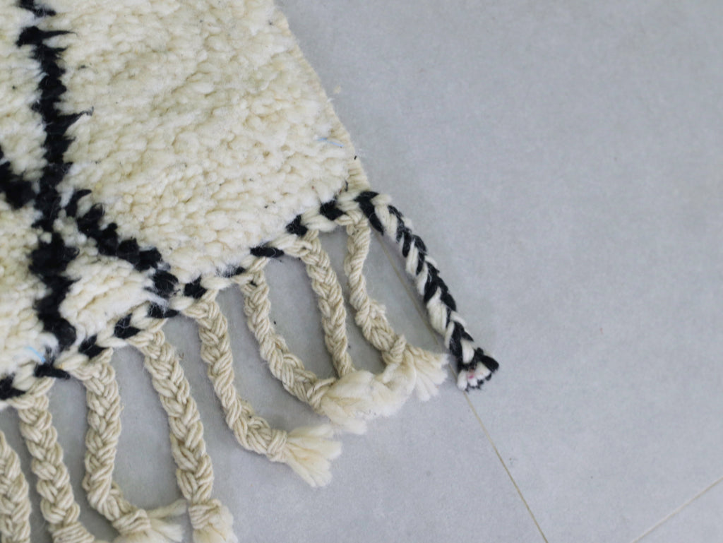 Handmade Moroccan  Rug 5x8 - A65