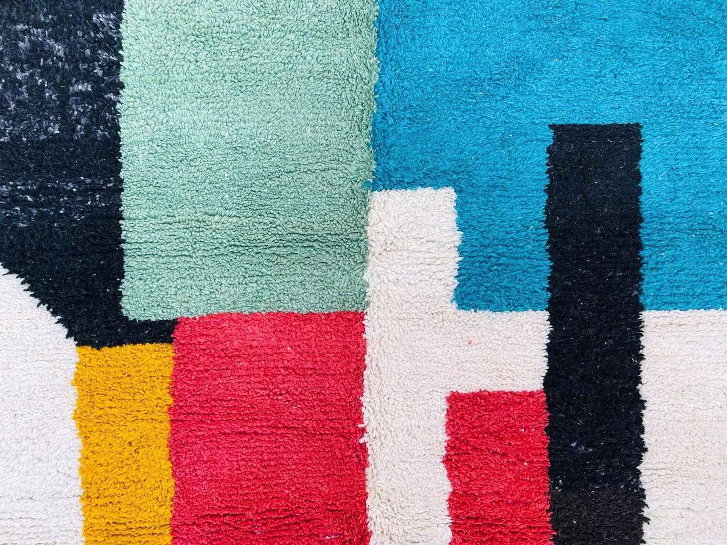 Abstract Moroccan rug - Beni ourain carpet