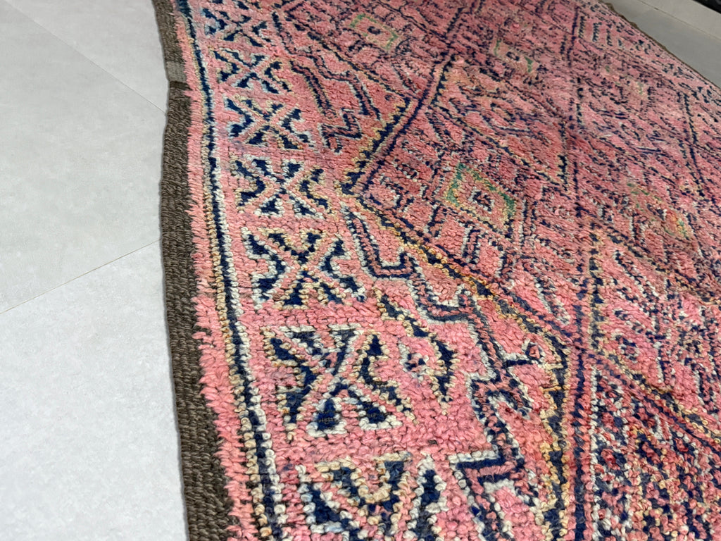 Vintage Pink Moroccan Rug 6x11 - F66